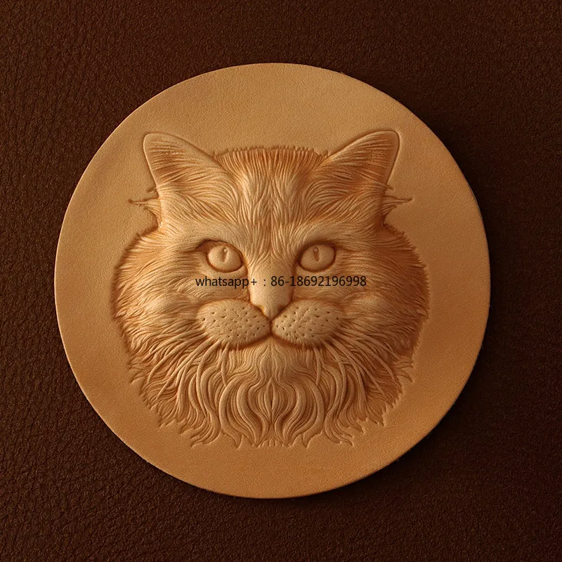 C Imitation Leather Carving Cat, Three-dimensional Plastic Leather Block Made of Leather Imported From Italy