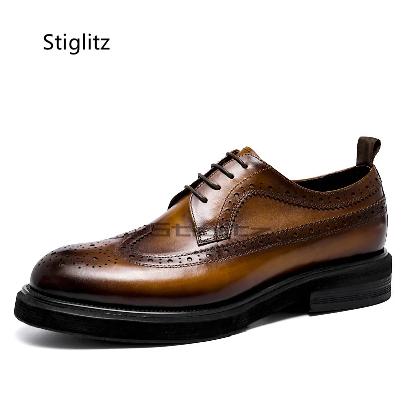 Vestido de couro de vaca sapatos masculinos brogue rendas até sapatos de negócios casual estilo britânico coreano marrom preto sapatos masculinos novo em