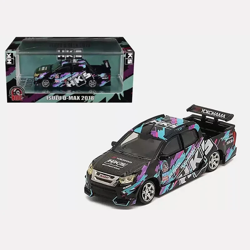 BMC 1:64 Isuzu 2018 D-MAX Low Rider Modified Pickup Truck Model Exhibition Exclusive Version Holiday Gifts Toys