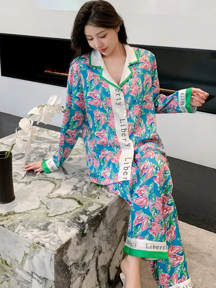 2024 New Pajamas Women's Spring Autumn Long Sleeve Trousers Printed Suit Outer Wearing Size Simulation Silk Home Clothes