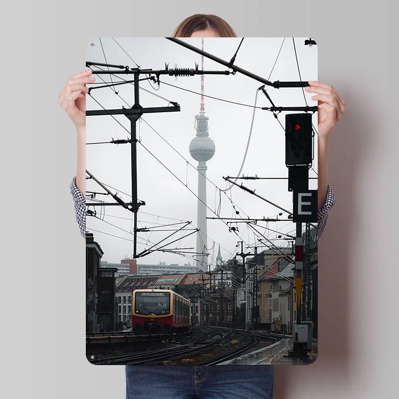 Berlin Fernsehturm SBahn Metal Poster Customized Wall Art Retro Vintage Metal Signs for Man Cave Luxury Decoration Gaming House