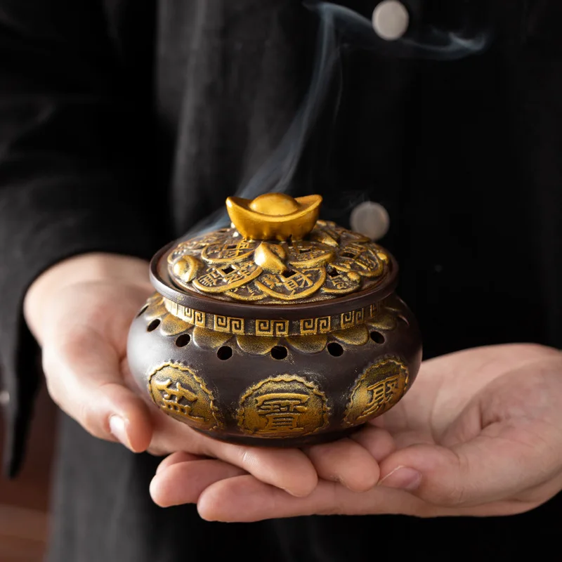 

1 pc Ceramic treasure pot incense burner Jin Yuanbao Buddhist Hall temple Law Society Sacrificial supplies Feng Shui Accessories