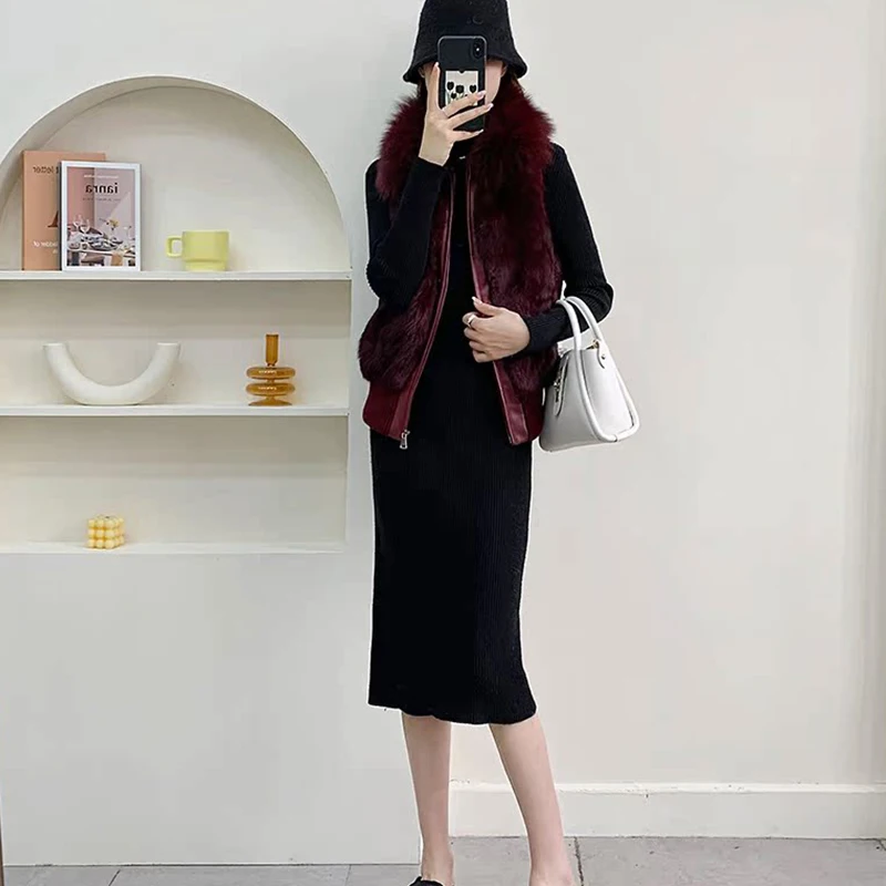 Рисунок 6 - Женский жилет из натурального кроличьего меха