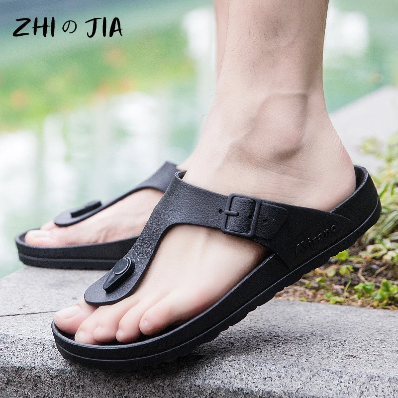 

Men's Hot Sandals Fashion Casual Outdoor Shoes Summer Water Beach Shoes Breathable Quick Drying Slippers 38-45