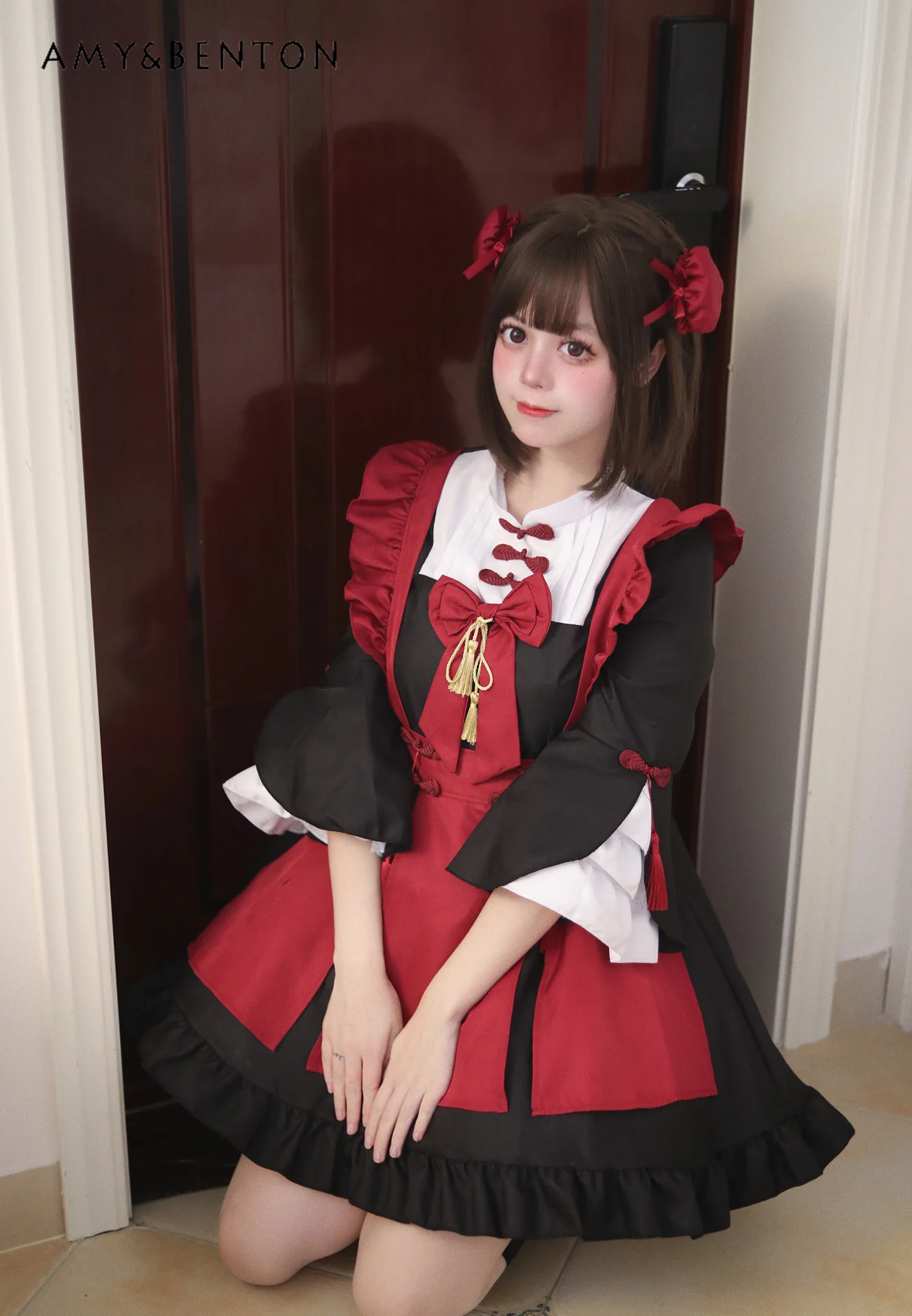 

Spring Autumn Chinese Style Sweet Soft Girl Cosplay Maid Outfit Black Red Long Sleeve Lolita Christmas Party Dress Full Costume