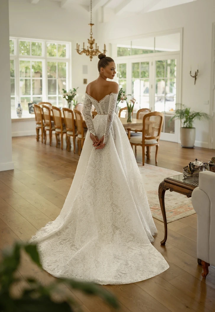 BABYONLINE Customzied Lace Wedding Dress Off the Shoulder with Intricate Corset Full Sleeve A-line Gown Bridal Dresses