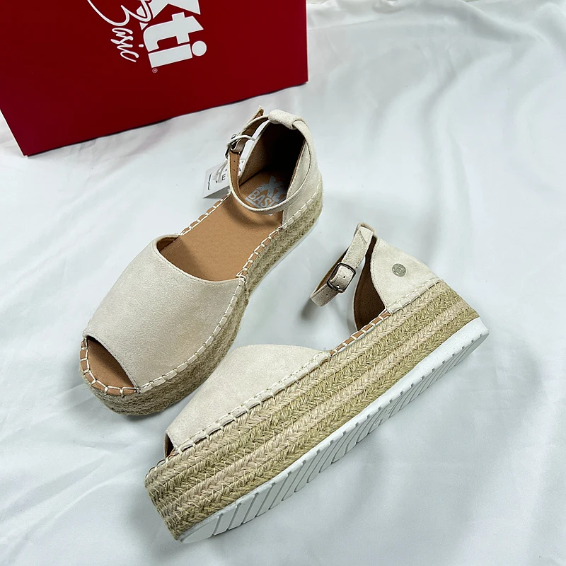 Handmade Sandal Buckle Fashion Womens Shoes 2023 Large Size Summer Heels Med Suit Female Beige Rope Studded Strap Luxury Big Gir