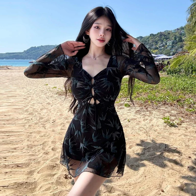 New Swimwear Women Long Sleeve Modest Swimsuits One Piece Fused Beachwear Padded Swimdress Clothing Mesh Bathing Suit Monokini