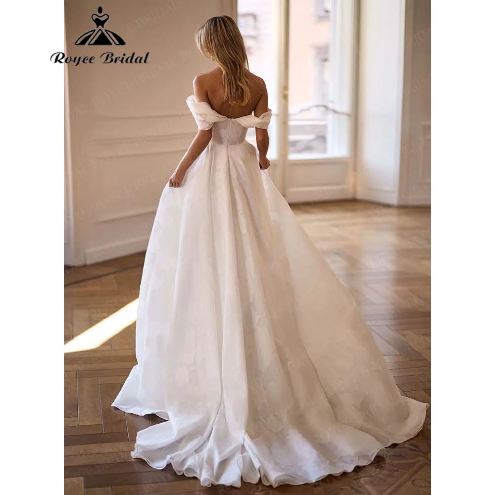 فساتين زفاف رقيقة خارج الكتف على شكل حرف a 2026 جيب مطرز بالخرز سويب تراين دانتيل فستان العرائس Vestidos De Novia مخصص