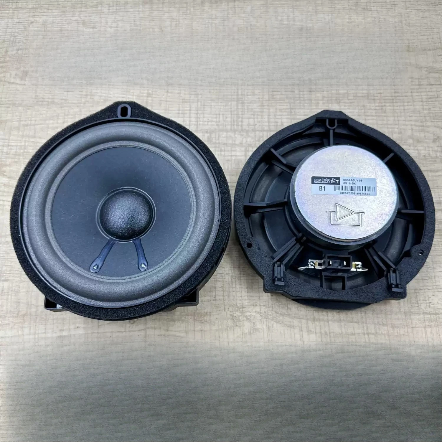 6.5 Inch Mid Bass Car Speaker Plug & Play Family MPV Sedan HiFi Audio Modification Sound Upgrade Replacement Horn