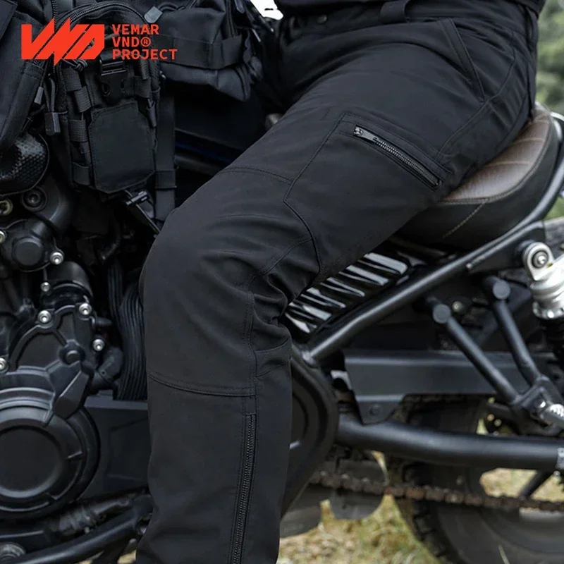 Winter Men Comfortable Motorcycle Pants Water Resistant Windproof Riding Trousers with CE Level 2 Hip Pads Knee Pads