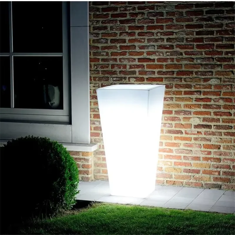 Factory Hot Sell Custom White Stand Flower Plant Pots Small square Planter Pot Led