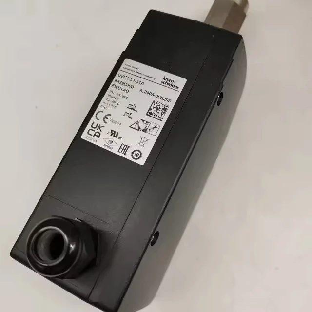 100% الأصلي كرومشرودر الأشعة فوق البنفسجية كاشف اللهب UVC1D3G1A 84320301 UVC1D1G1A لأجزاء الغلاية