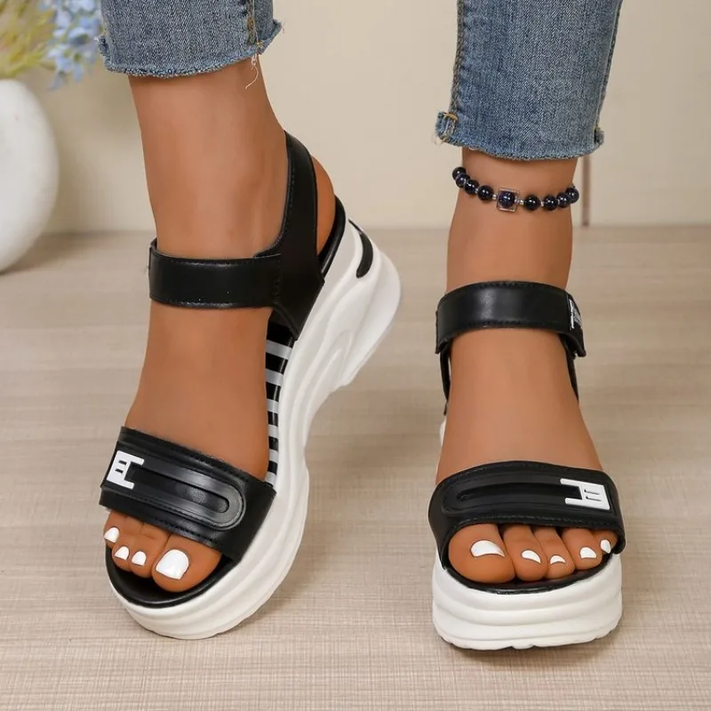 Summer 2026 Fashionable Outdoor Universal Sport Sandals New Arrival Stylish Versatile Sports Shoes for Active Wear