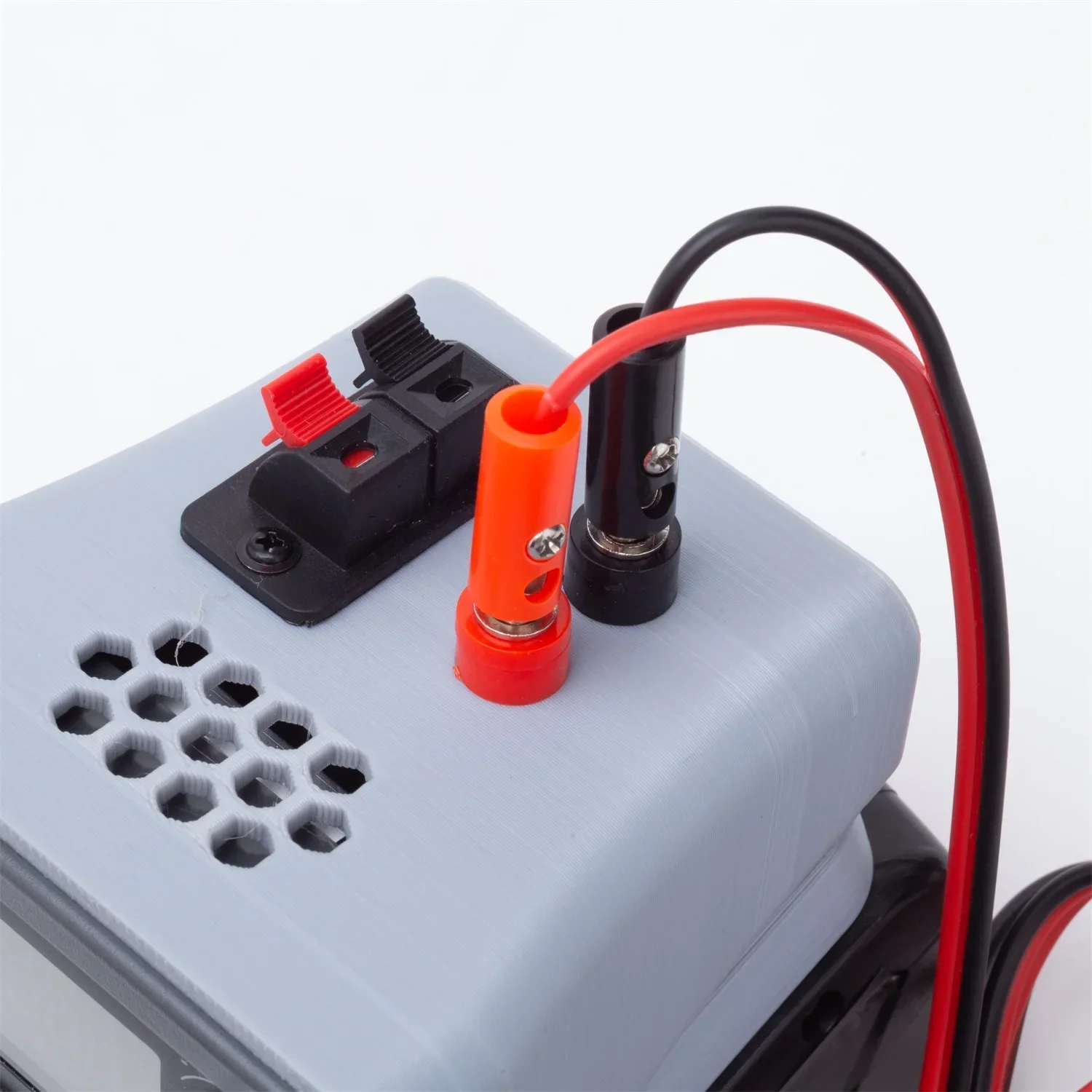 Imagem -02 - Cnc Ajustável Power Supply Buck Boost Converter Bateria Portátil para Bateria de Lítio Bosch 18v Tensão dc Estável ao ar Livre