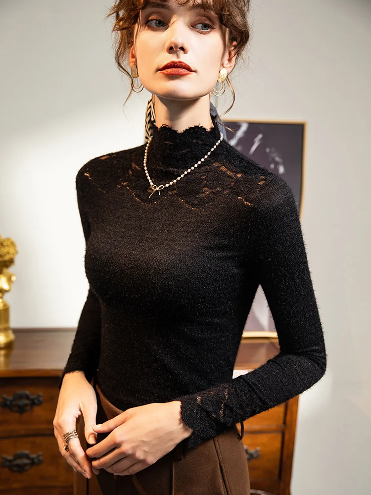 Lace Shirt Women\'s Autumn and Winter New Base Shirt with Hook Flower Hollow Splicing Retro Long Sleeved Slim Fit Top