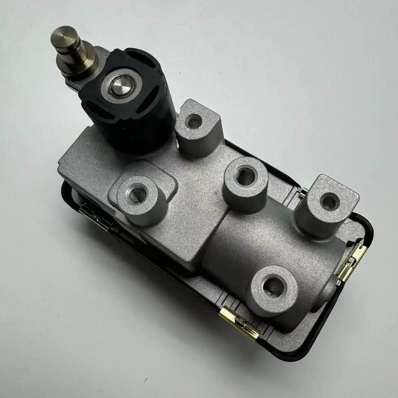 SAIC MAXUS LDV V80 Turbocharger control module actuator Supercharger control module G-008