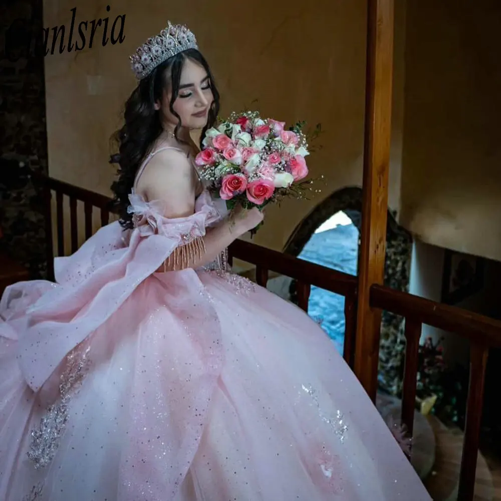 Pink Crystal Beading Tassel Bow Ball Gown Quinceanera Dresses Sequined Appliques Lace Ruffles Sweet 15 Birthday 2026 Customized