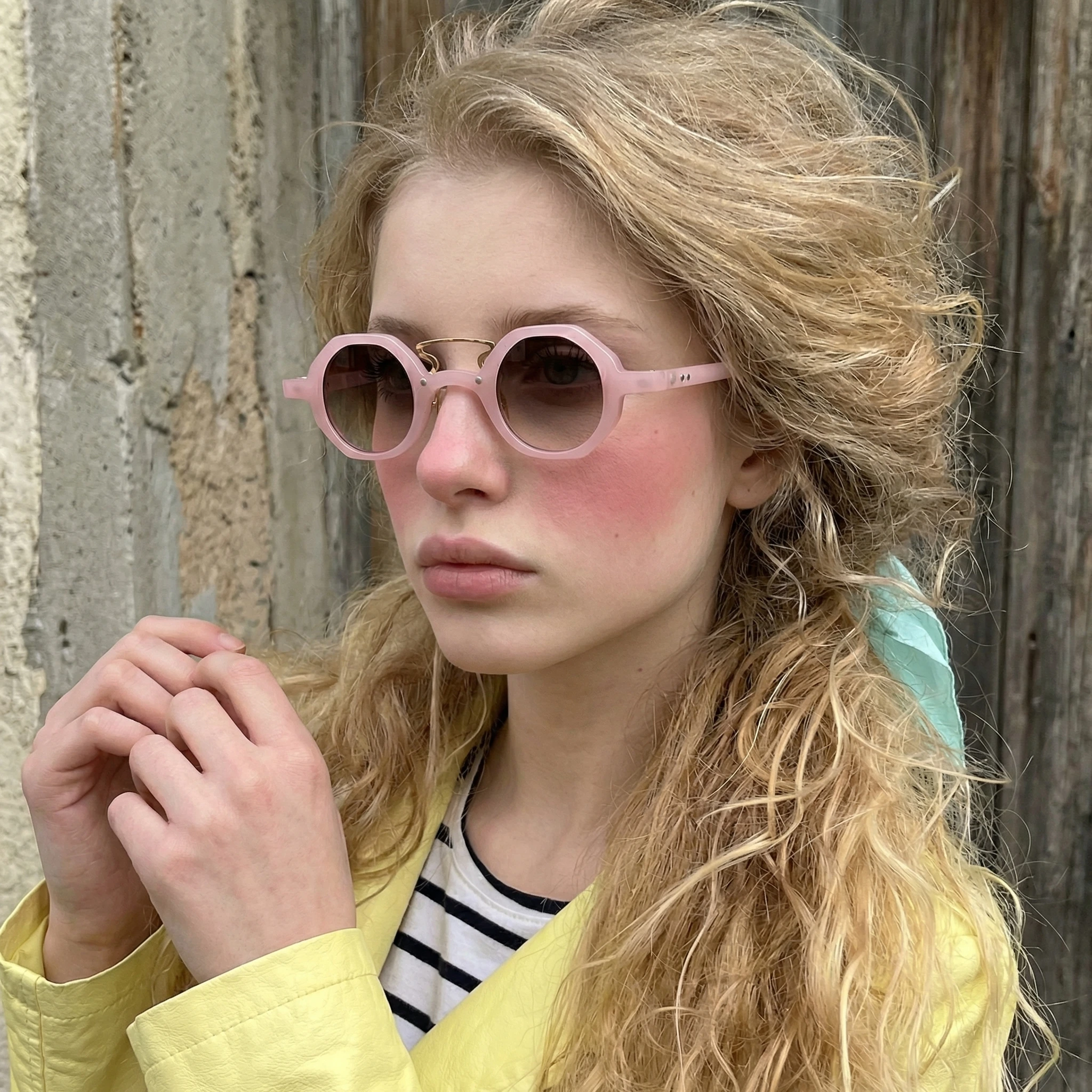 Trendige Unisex-Sonnenbrille mit schmalem, rundem Rahmen und einzigartigem Doppelsteg für den Alltag und Street Fashion