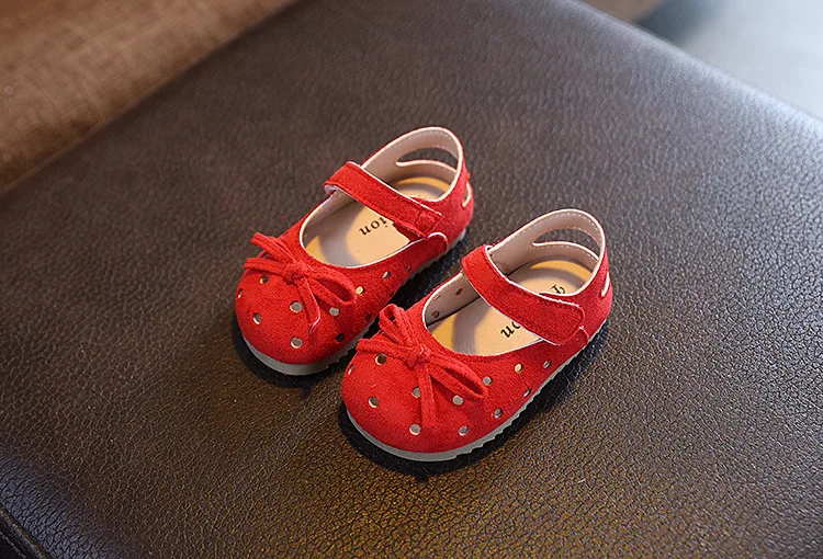 Bequeme Lederschuhe 2026 Frühling Herbst Neue Mädchen Schuhe mit süßer Schleife Kinder Freizeitschuhe Barfuß Kinder Mode Sport Leichtgewicht – Detail 9