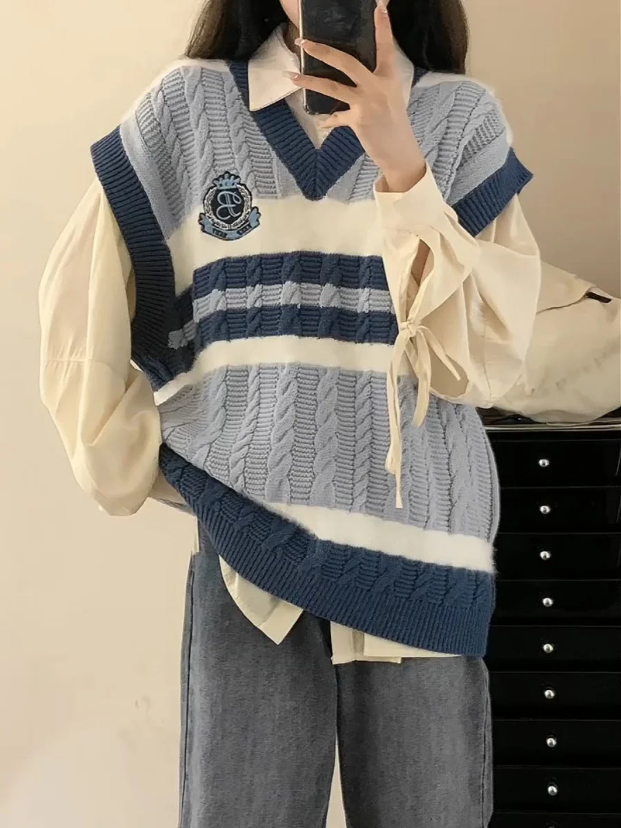 

Японский студенческий полосатый вязаный свитер, жилет, женский свободный ретро комплект со вкусом Гонконга, многослойный топ, ансамбль Faion