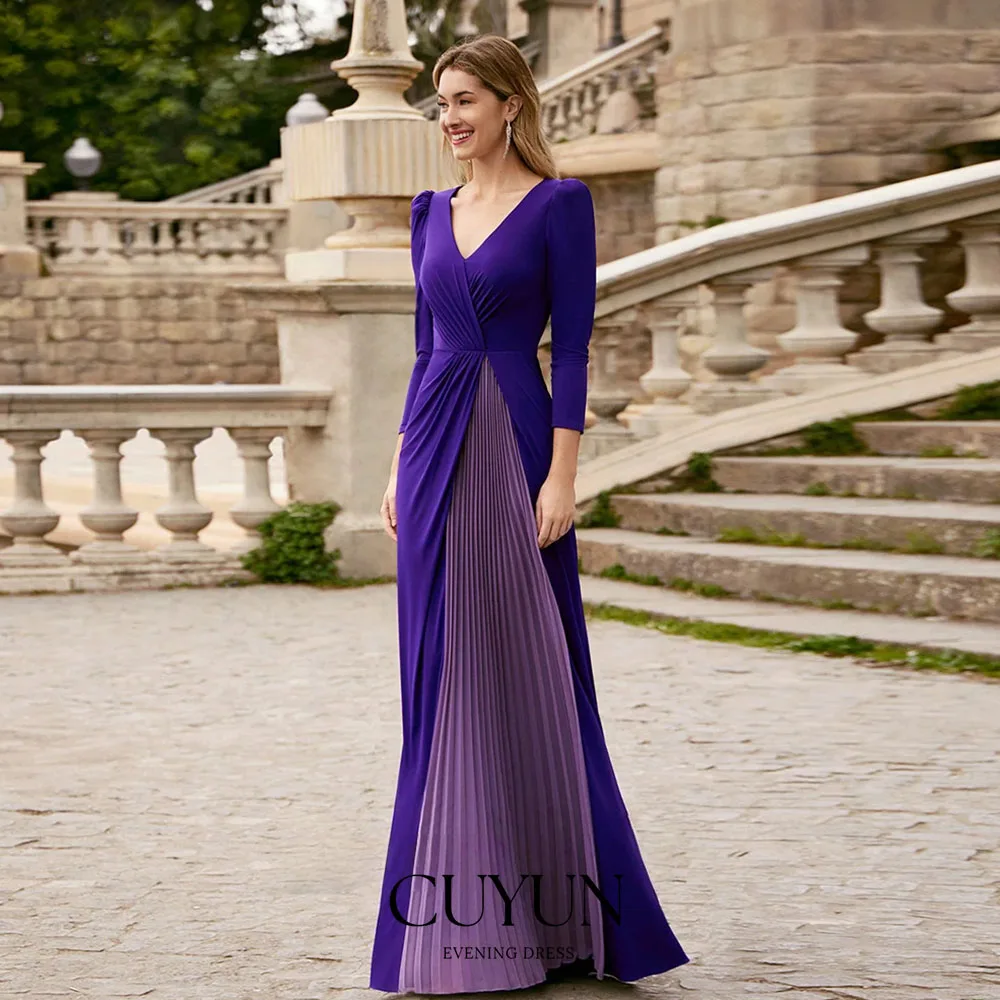

CUYUN Elegant Purple Mother of the Bride Dresses Evening Gown V Neck Long Sleeves Wedding Party Gowns Pleat Mermaid Floor Length
