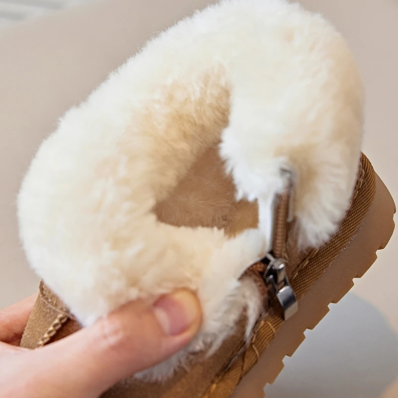 Pantoufles en fourrure de marque de luxe pour enfants, botte rétro à tête ronde, coton, bébé fille, garçon, hiver, peluche, chaussures chaudes pour la maison, non ald