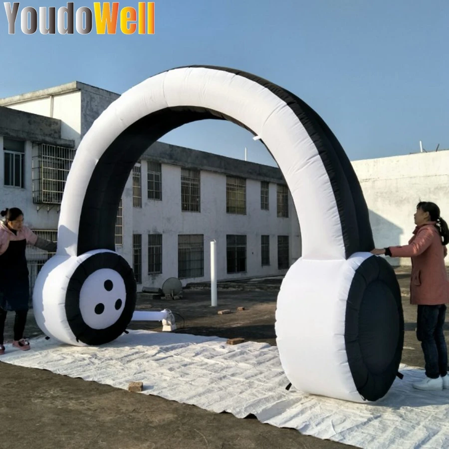 Customized Inflatable Headset Model Large Headphones Are Used In Musical Instrument Store Promotion