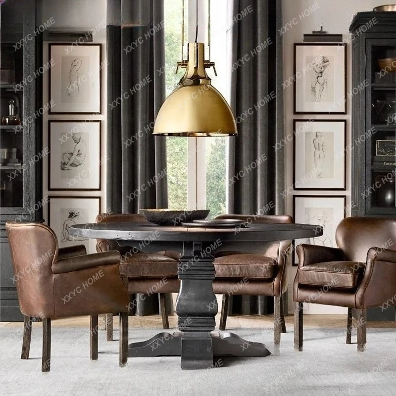 

Комплект обеденного стола и стульев из массива дерева в ретро-стиле для небольшой квартиры, популярный в интернете.