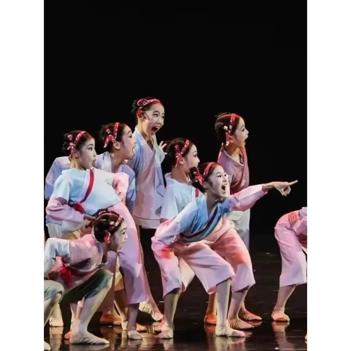 

Thirteenth Little Lotus Spirit Children's Performance Costume Dance Outfit Festive Children's Wear Seven-Quarter Sleeve