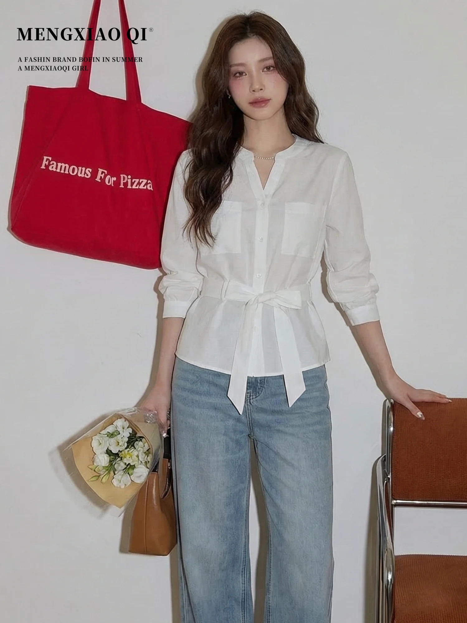 

Женская белая рубашка с поясом, подчеркивающим талию, для офиса, универсальная, весенняя, стройнящая, легкий стиль Món Xiaoqi