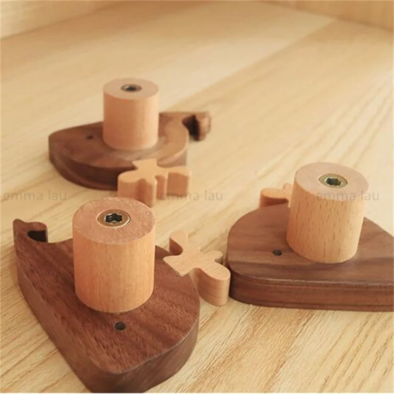 Wooden Furniture Handle Drawer Knob Cartoon Whale Shape Handles for Cabinet Door Wardrobe Pulls 2 IN 1 Coat And Hat Hooks