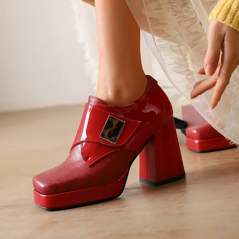 

Водонепроницаемые женские туфли-лодочки из глянцевой лакированной кожи больших размеров с квадратной головкой и цветными блоками, сверхвысокие, толстые, с легким ртом