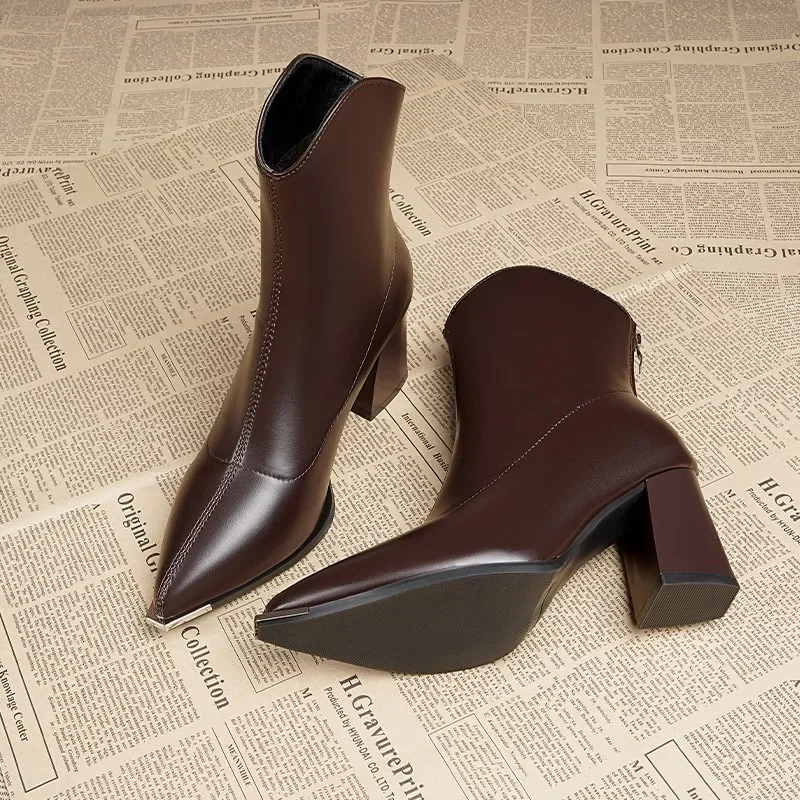 Bottes d'hiver à talons hauts pour femmes, chaussures de luxe, gros rinçage, Parker pointu, fermeture éclair, escarpins gothiques, chaussures de marque, mode sexy, nouveau, 2024