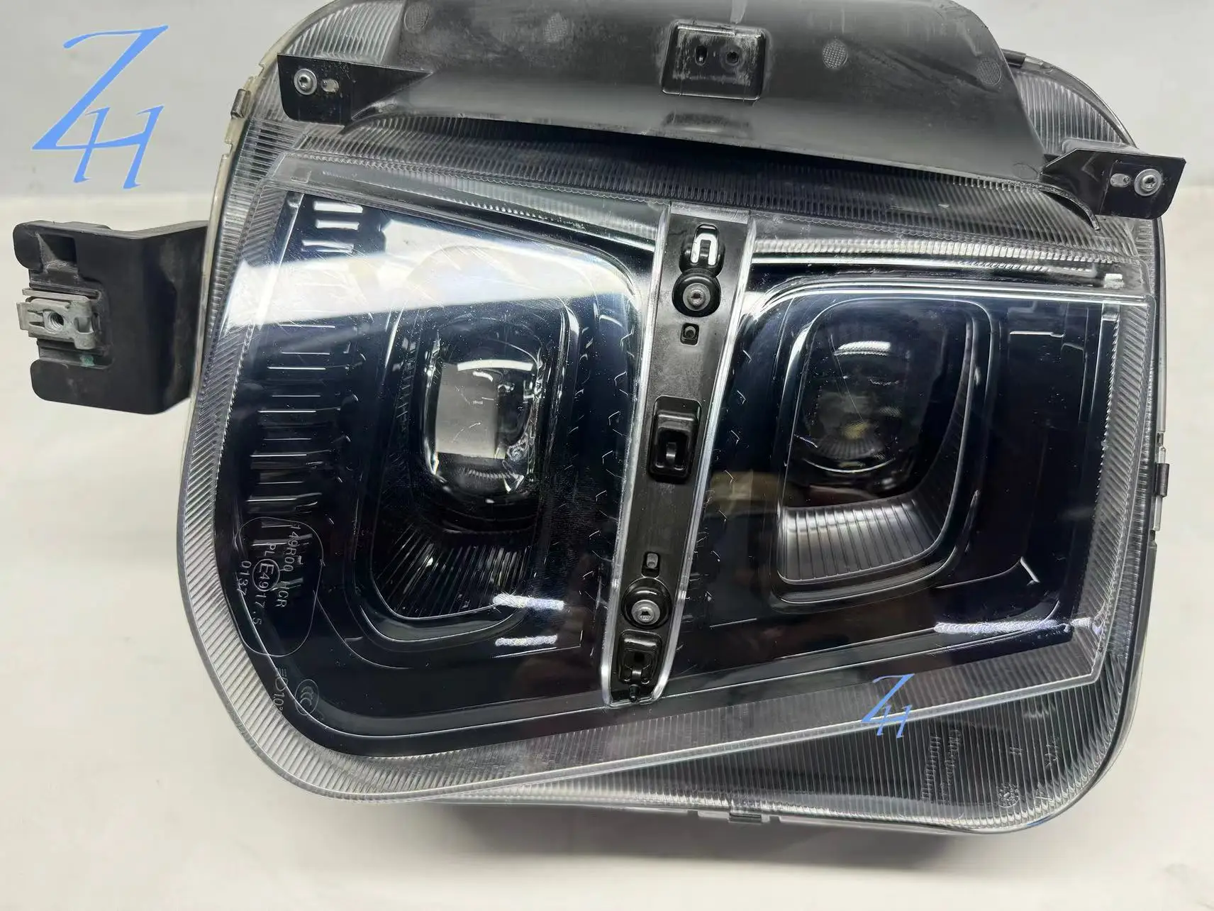 For2022-2023 Hongqi H5 headlight assembly with high LED auto headlight accessories Original manufacturer 3711050HF01