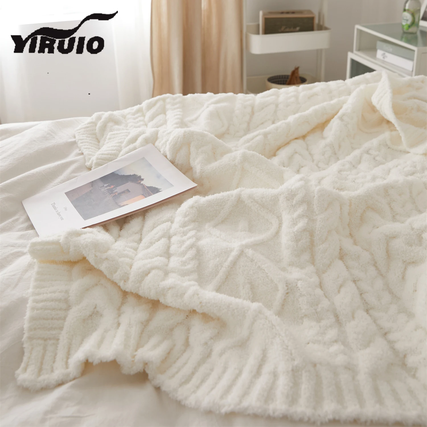 YIRUIO Luxury Gift Knitted Throw Blanket Nordic White Twist Stripe Jacquard Downy Fluffy Soft Microfiber Sofa Bed TV Car Blanket