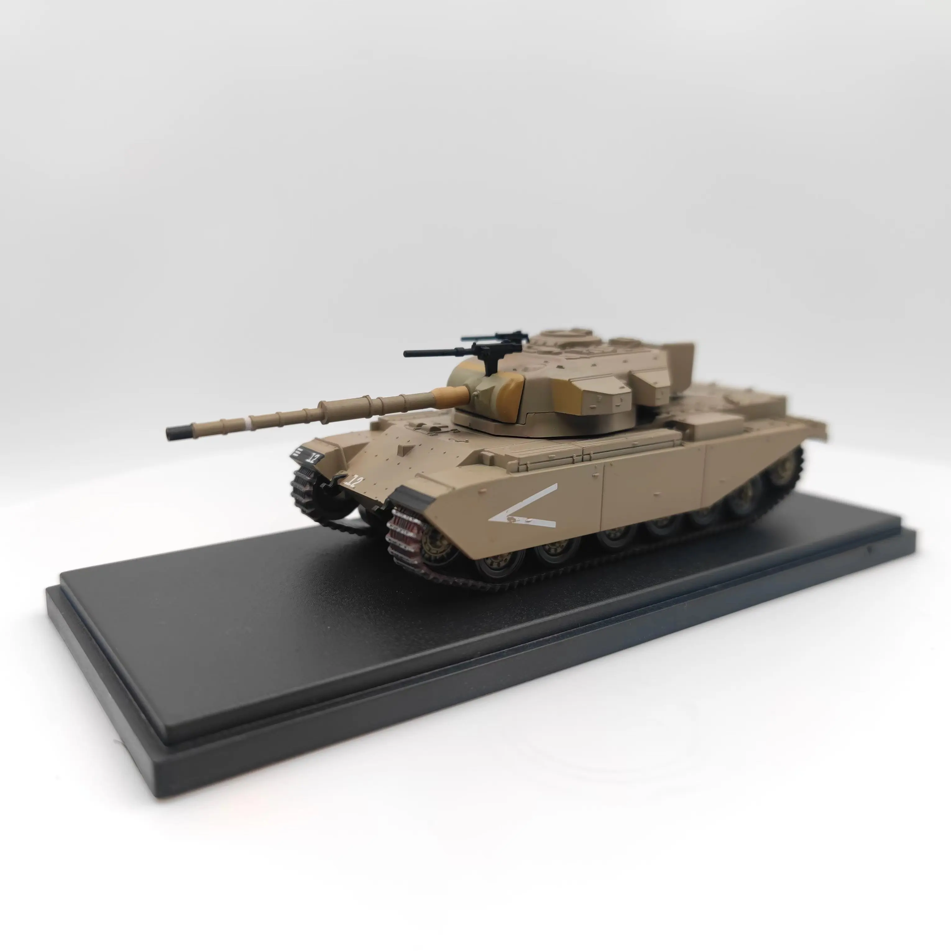 

Diecast 1/72 Scale British Military Combat Crawler Tank 12 Combat Vehicle Classic Model Collectible Toy Gift Souvenir Display