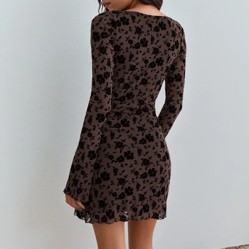 YL25356PFO Herbst Neue Stil Bodycon Kurze Elegante Taille-Cinching Hot Girl Krawatte Samt Langarm Kleid