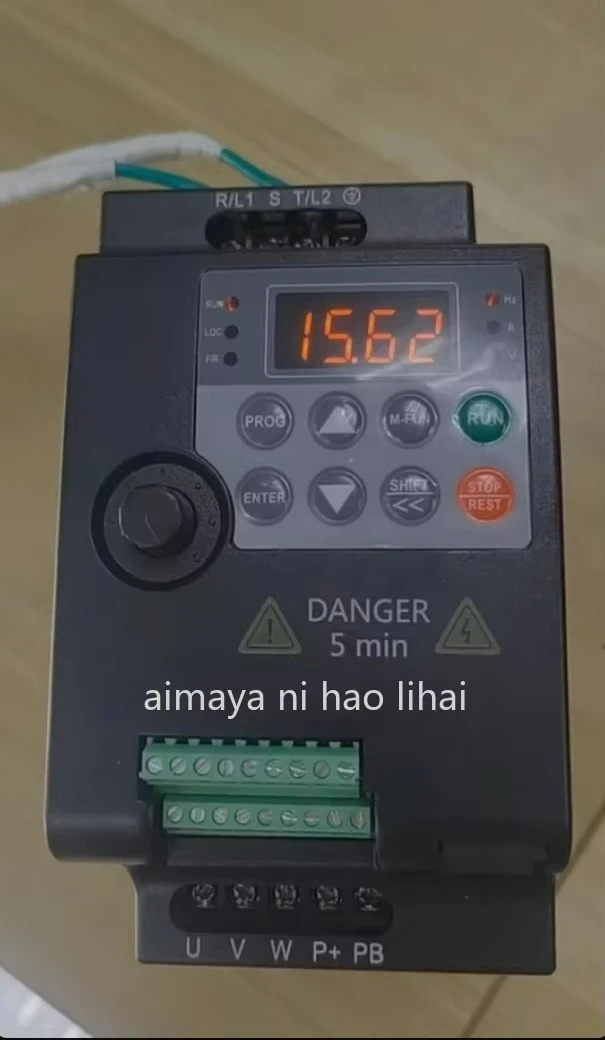 Economical VFD Variable Frequency Drive Converter Inverter 220V 380V Motor Speed Controller for 0.75/1.5/2.2/4/5.5KW