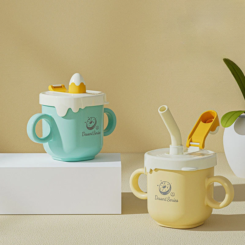 

Baby Drinking Water and Milk Insulated Cup With Scale Children's 316 Stainless Steel Learning Mug Portable Straw Water Bottle