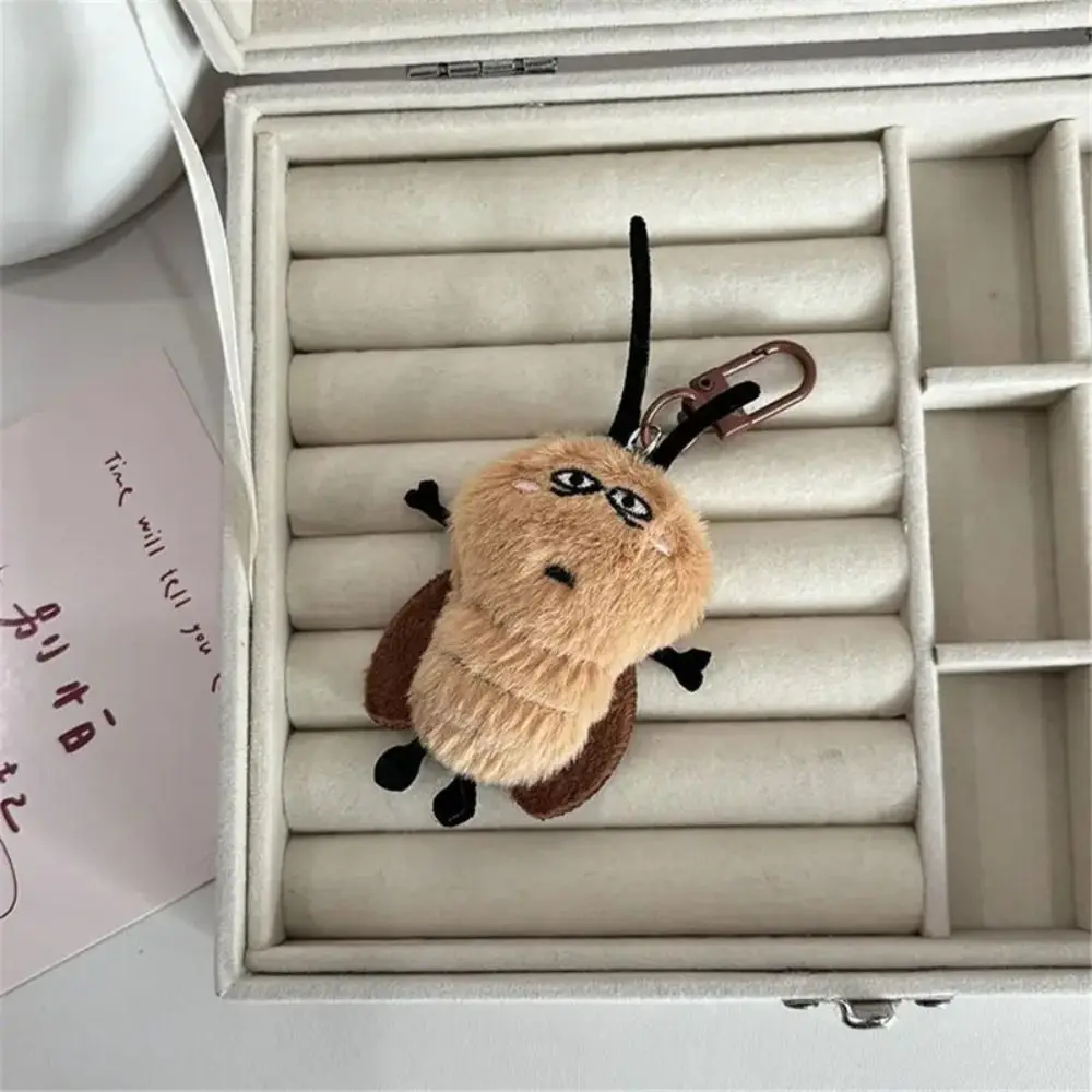 Creative Cockroach Plush Keychain Stuffed Animal Car Key Holder Backpack Pendant Key Chain Fun Gift Accessories