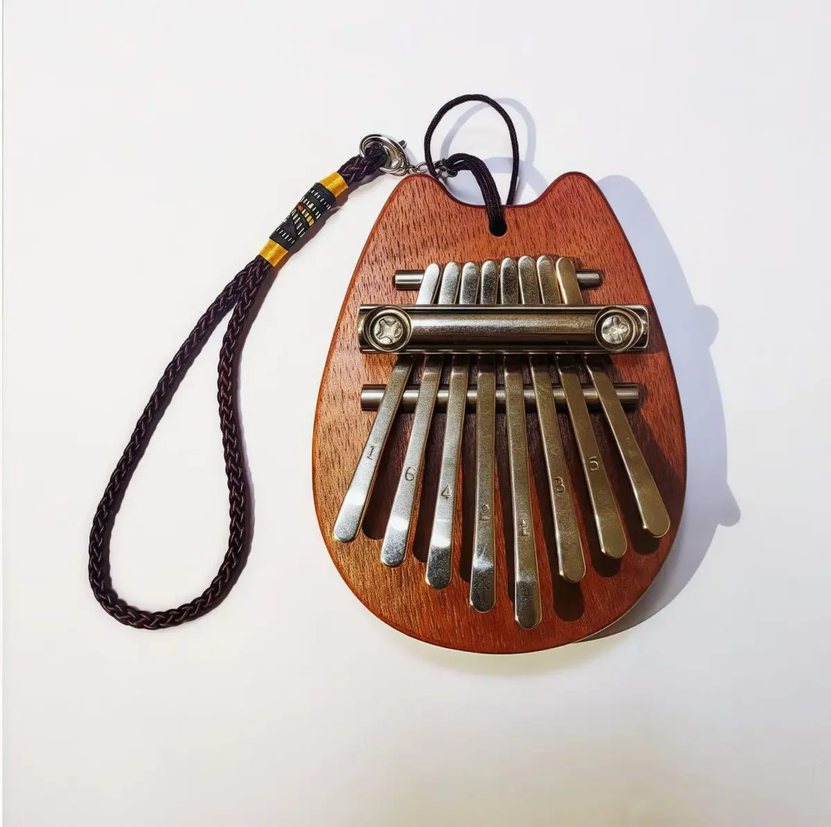 بيانو فيروسال صغير 8 ملاحظات على شكل إبهام كاليمبا بحجم الجيب صغير جدًا ومحمول لطيف مخرم بيانو إبهام 8 ملاحظات