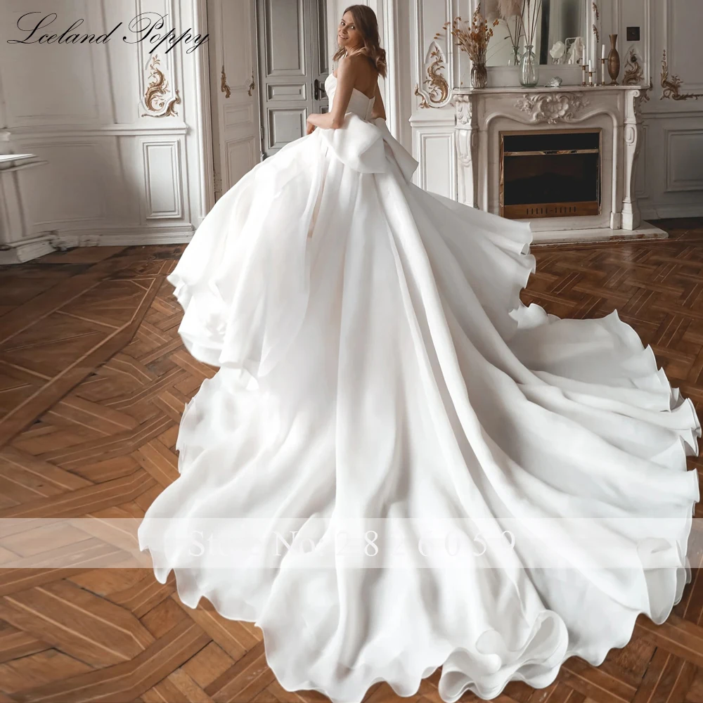 Lceland Poppy Customized A Line Off the Shoulder Organza Wedding Dresses High Slit Pleated Bridal Gowns with Removable Jacket