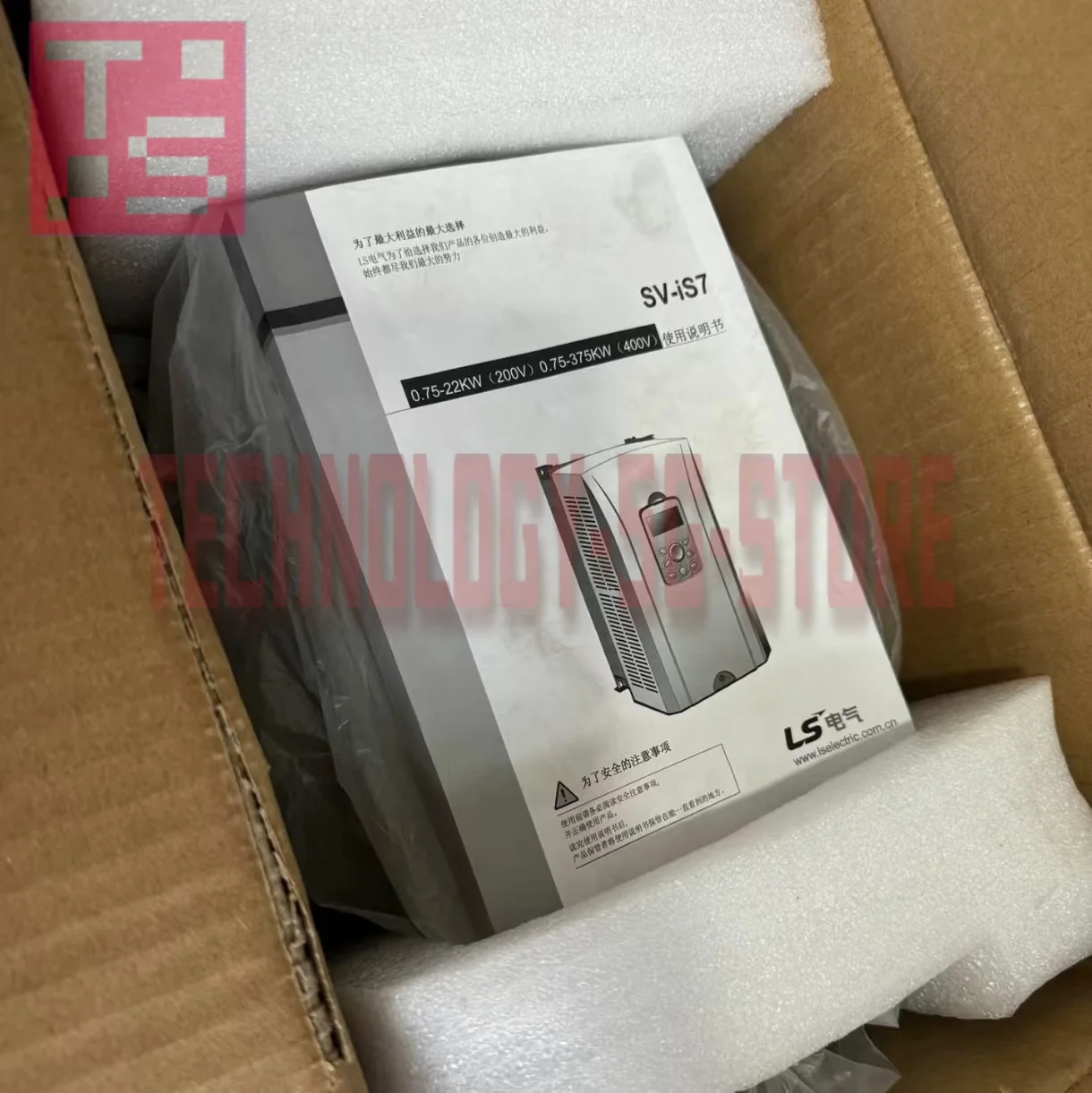 SV0055IS7-4NO อินเวอร์เตอร์ ใหม่ 100% ในกล่อง