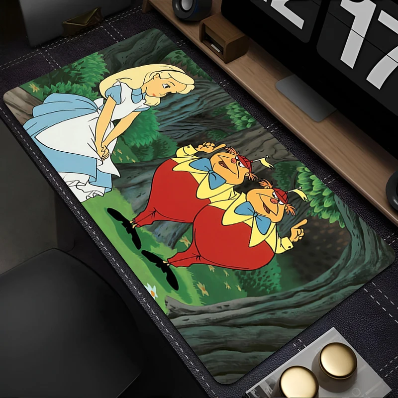 Anime Mousepad Gamer Gaming Mouse Pad A-alice in W-wonderland Tappetino da scrivania Tappetino da gioco carino Tappetino per tastiera per computer e PC da ufficio
