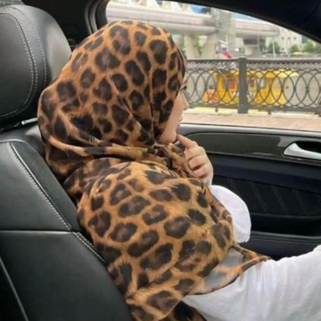 Lenço estampado leopardo para mulheres, lenço macio, xale elegante, design de luxo, alta qualidade, venda quente, 2024