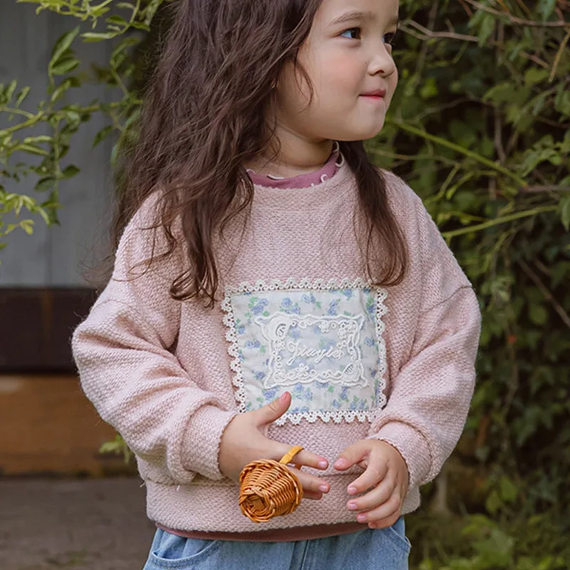 

Корейский осенний свитшот для девочек от 2 до 8 лет с круглым вырезом и длинными рукавами, детский свитшот для маленьких девочек, вязаный детский топ с кружевной отделкой для девочек
