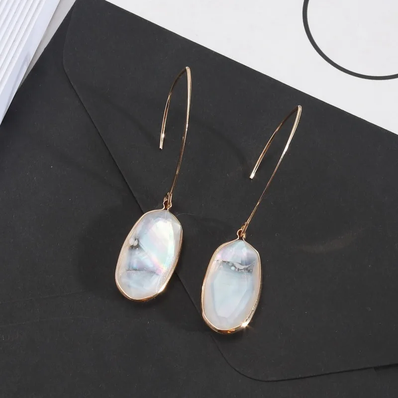 New Gold Color Border Oval Abalone Shell White Pearls Hoop Drop Earrings New Design Trendy Sparkly Party Jewelry for Women Gifts