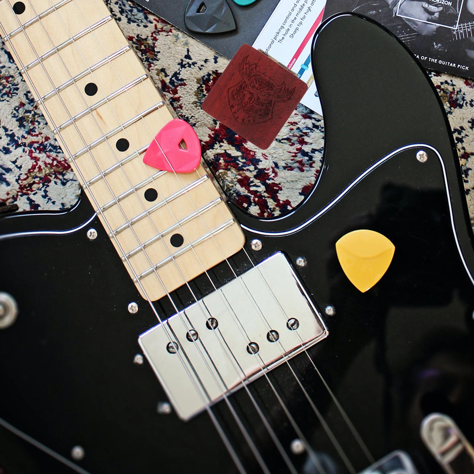 

s Guitar Case Storage Box Wood Guitar Pick Cases ganizer Plectrum Box Pick Holder Travel Concert Music Party School Acoustic