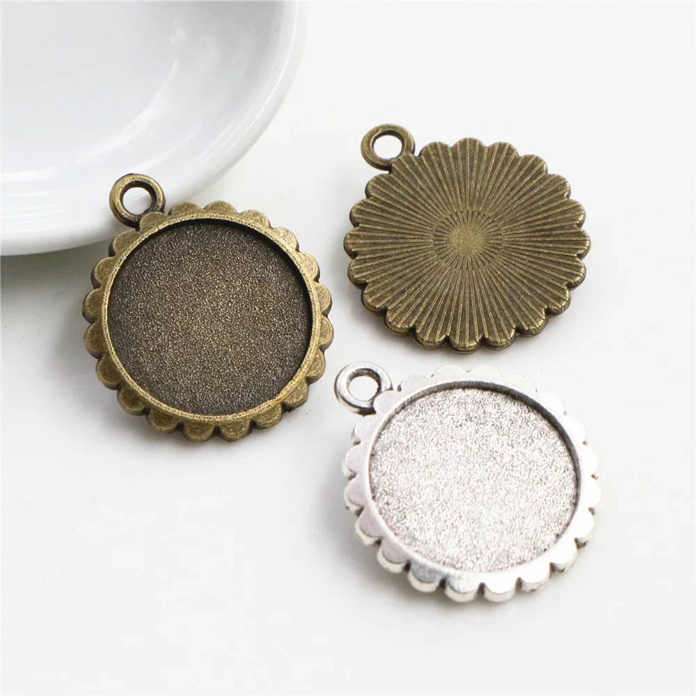 

20pcs 16mm Inner Size Antique Bronze And Silver Plated Flower Style Cabochon Base Cameo Setting Charms Pendant